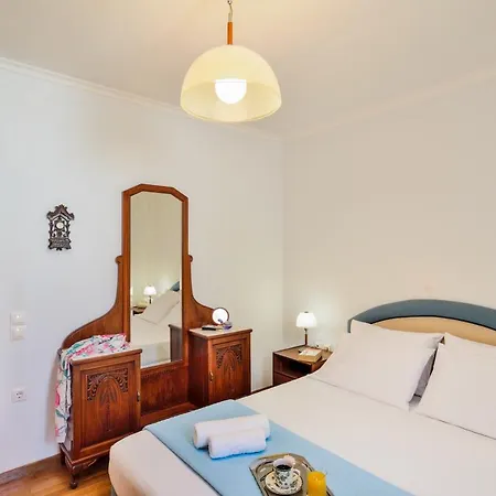 Dora's Cozy Penthouse Hriszí Aktí Haniá